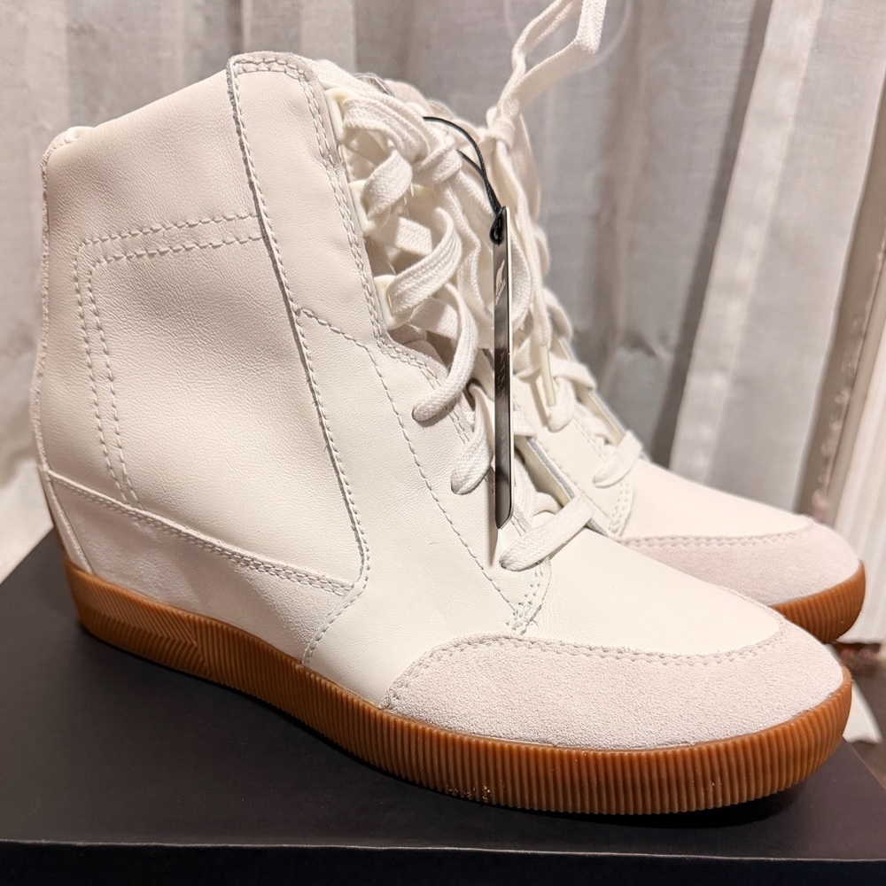 BRAND NEW Sorel Out N About Wedge Sz 9.5